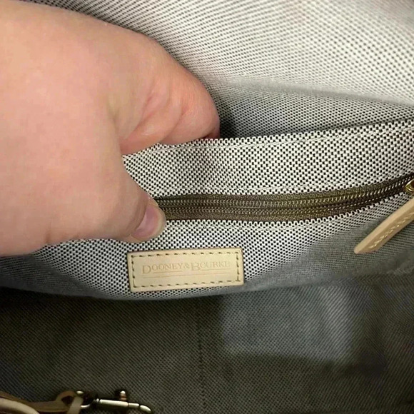 Vintage Dooney & Bourke Buckle Satchel Tote Bag Purse DB Signature Leather Trim - Picture 8 of 16